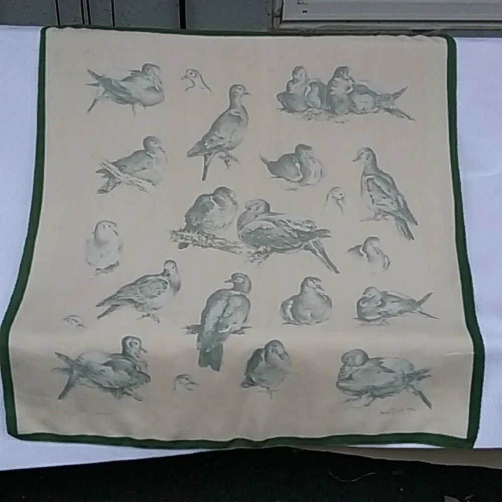 Hermes Les Tourterelles Scarf 1956 Xavier de Poret - Picture 10 of 13